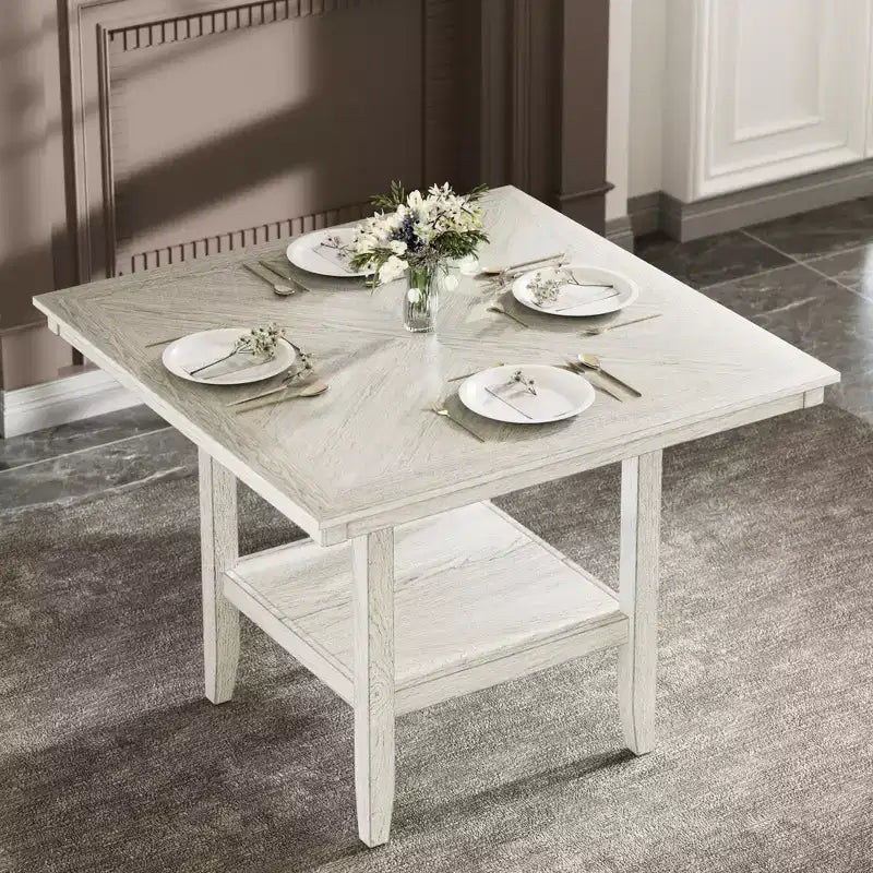 Set da pranzo rustico VECELO da 5 pezzi, tavolo quadrato in legno di gomma con ripiano e 4 sedie da pranzo imbottite senza braccioli per la cucina, grigio