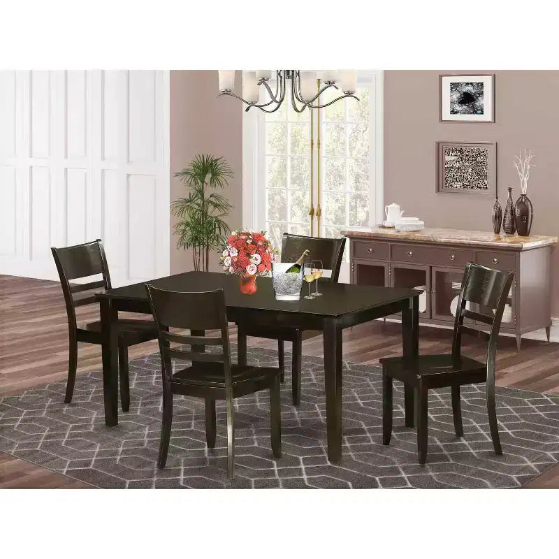 HomeStock 5-teiliges rechteckiges Esszimmertisch-Set mit Cappuccino-Finish, Tischplatte aus Massivholz und 4 Stühlen