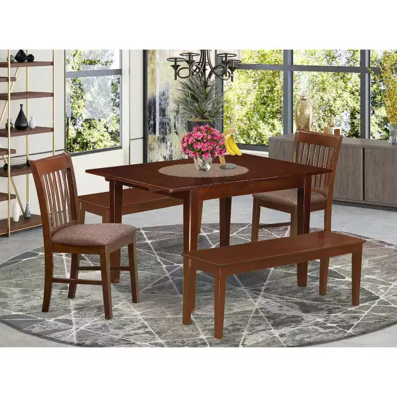 Kleine eetset - keukentafel met stoelen en bank - meubelen van Island Interiors