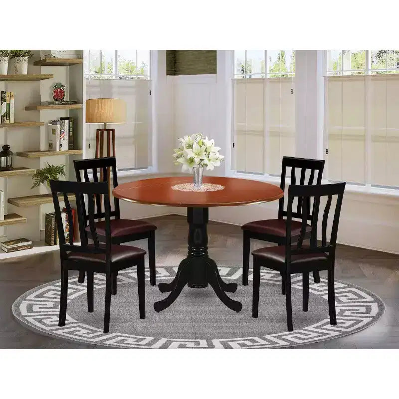 HomeStock ronde eettafel, 5-delig, met tafelblad van massief hout in zwart- en kersenafwerking en 4 stoelen
