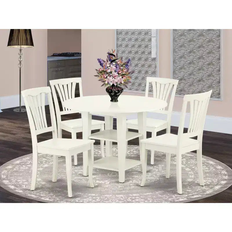 HomeStock, tavolo da pranzo rotondo da 5 pezzi con finitura bianco lino, piano in legno massello, 4 sedie, piano a ribalta e schienale a doghe