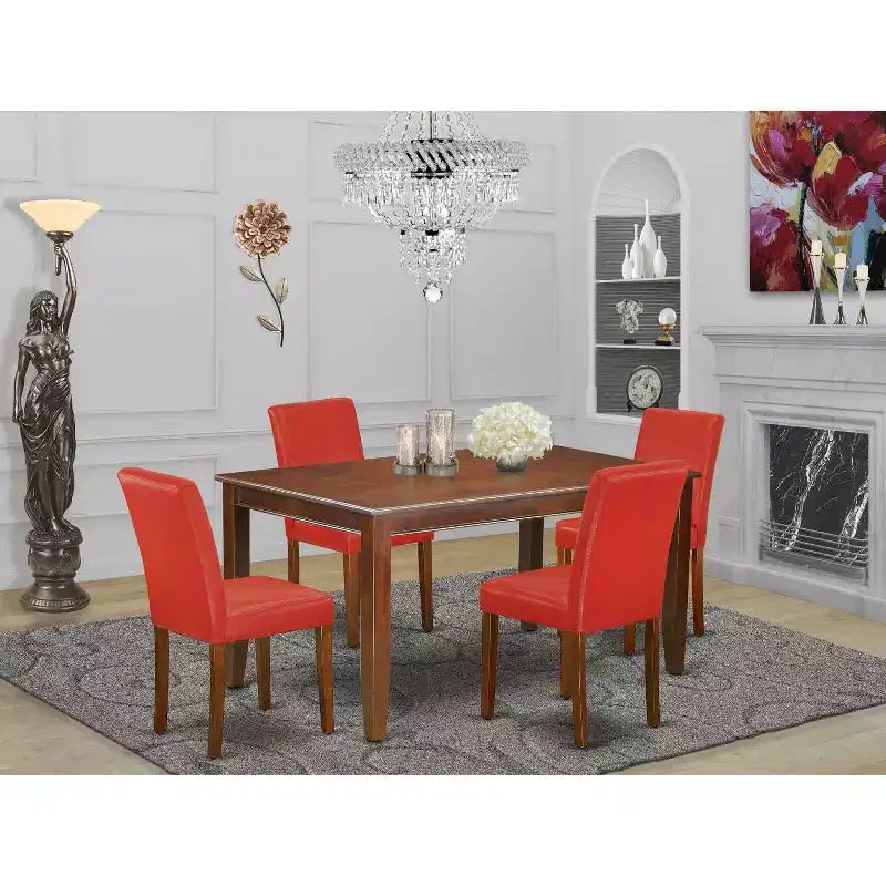 HomeStock 5-teiliges rechteckiges Esszimmertisch-Set mit Mahagoni-Finish, massiver Holzplatte und 4 Parson-Stühlen