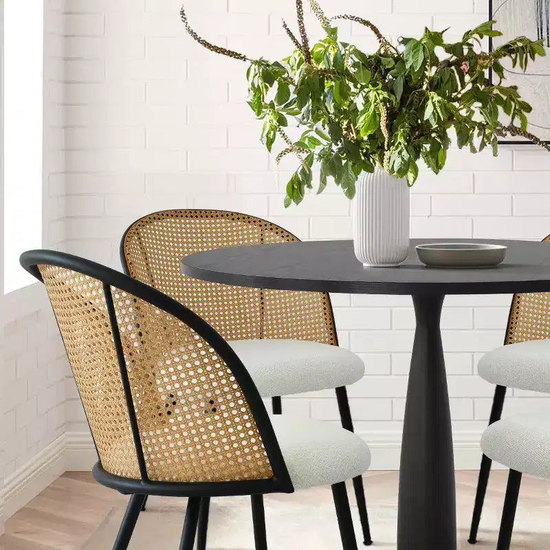 Ronde eetset met 5 delen voor 4 personen, eetkamerinrichting met 4 eetkamerstoelen van boucléstof met rugleuning van mesh en rotan, binnenmeubilair - Panipeachy