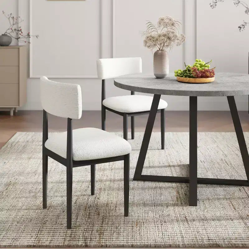 Roundhill Furniture Edo σετ τραπεζαρίας 5 τεμαχίων, στρογγυλό τραπέζι με βάση τύπου τρίποδα και 4 επενδεδυμένες καρέκλες