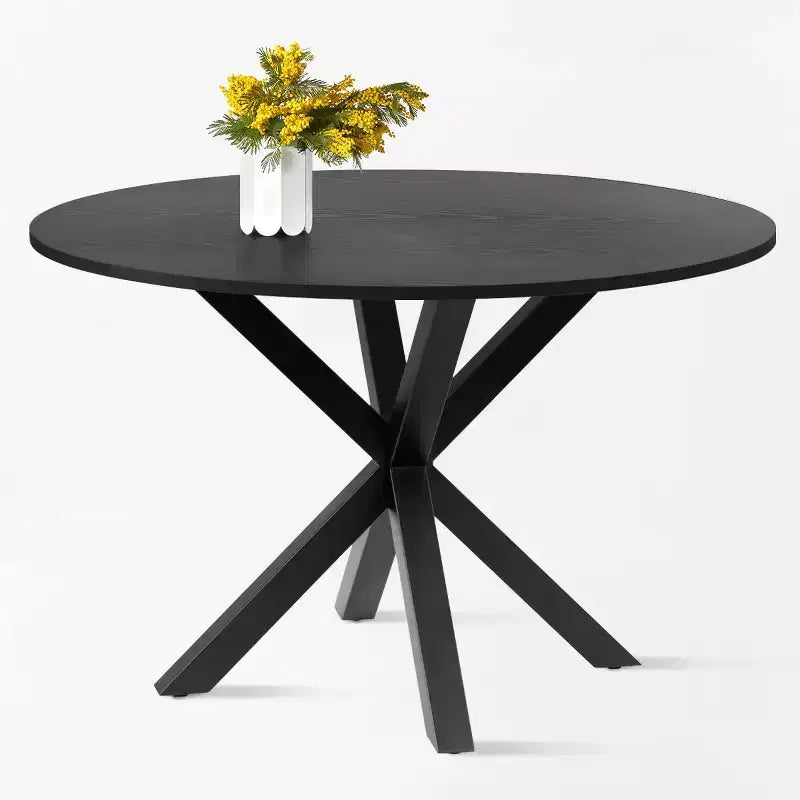 Set da pranzo moderno per 4 persone, tavolo con base centrale salvaspazio e sedie imbottite in bouclé, schienale in rattan intrecciato, ideale per appartamenti - Panipeachy