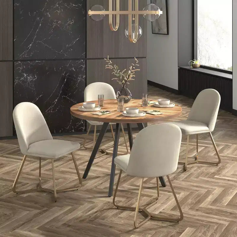 Jolana ronde eettafel van 45 met eiken blad en zwarte afwerking, met set linnen gestoffeerde eetkamerstoelen - iNSPIRE Q