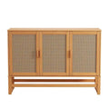 Credenza in legno di pino con ante in rattan intrecciato e due armadietti divisori